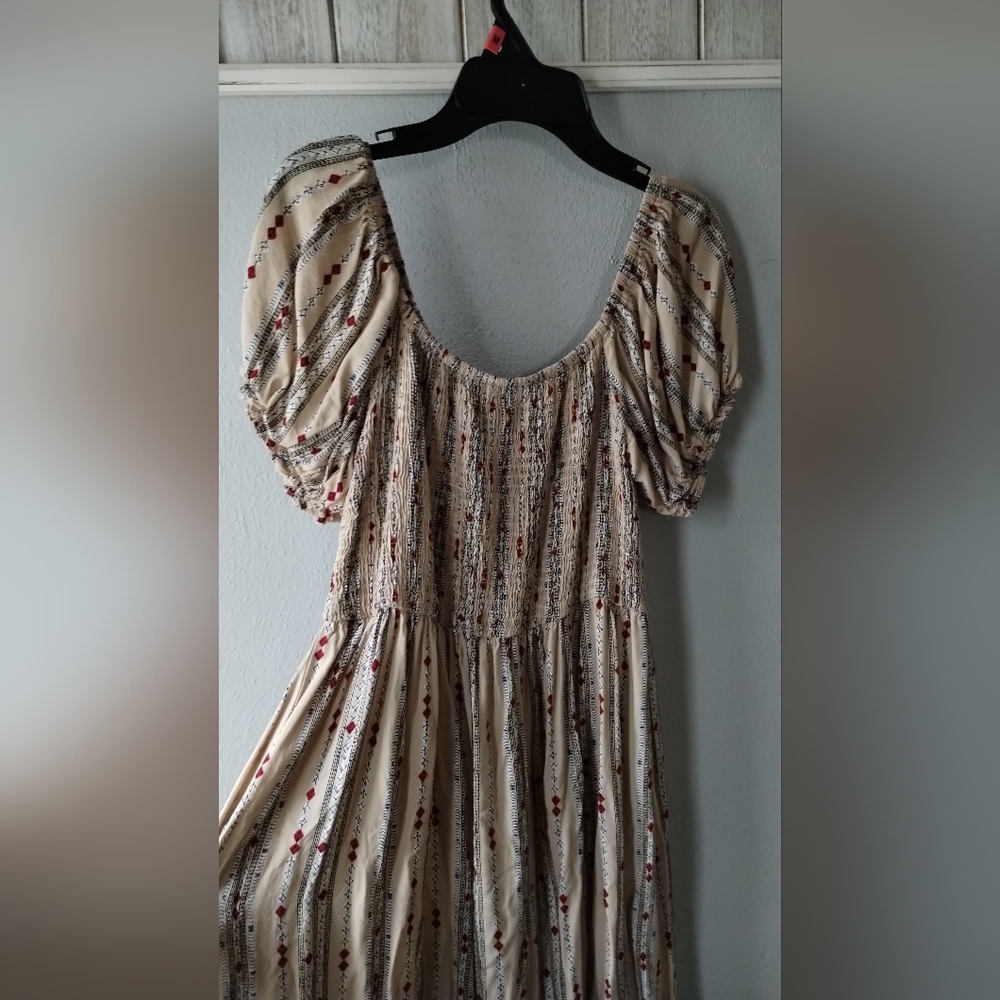 Chic Beige and Red Maxi Dress